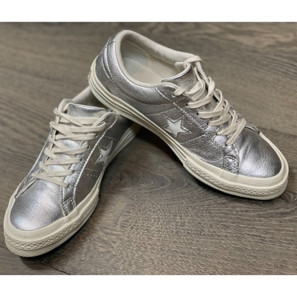 Converse One Star Leather Low-Top Sneakers - Picture 3 of 16